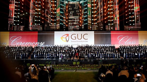 على مدار 3 أيام.. تخريج دفعة جديدة خريجي الجامعة الألمانية بالقاهرة 2025