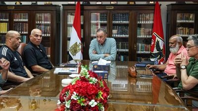 نادر السيد يطالب محمد يوسف بالعودة للتدريب مرة أخرى