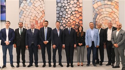 نائب وزير الصحة يلتقي ممثلي “إبسون” على هامش “جيتكس جلوبال 2025” لبحث التعاون في التحول الرقمي