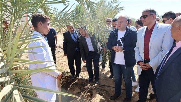 محافظ الجيزة يتفقد الأعمال الإنشائية بالمدرسة الزراعية الثانوية بالواحات البحرية