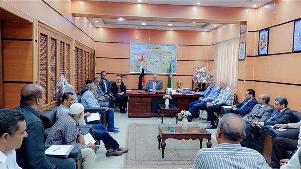 وكيل «التعليم» بالفيوم يوجه بتنفيذ 11 إجراء باجتماع طارئ بمديري الإدارات