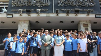 دار الكتب والوثائق القومية تستقبل طلاب مدرسة الليسيه في جولة ثقافية تعليمية