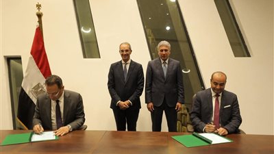 توقيع بروتوكولي تعاون بين وزارة السياحة و ووزارة الاتصالات وتكنولوجيا المعلومات