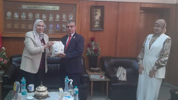 “ألسن عين شمس” تطلق فعاليات اليوم الثقافي الفنزويلي