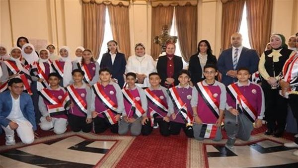 «تعليم القاهرة» تنظم جولة لطلابها في متحف البريد المصري