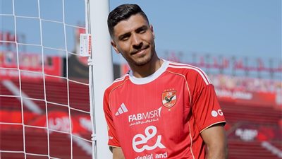 طبيب الأهلي يكشف أسباب خروج محمد شريف من مباراة إيجل نوار فى دوري الأبطال