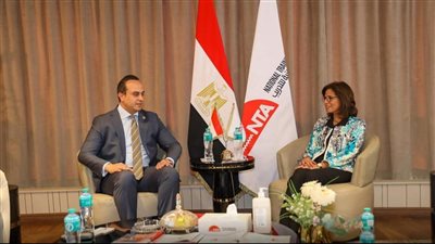 إعداد صف ثان من القيادات لاستدامة التطوير داخل منظومة الرعاية الصحية