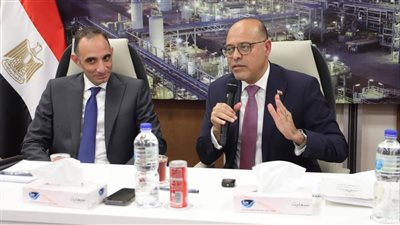 وزير العمل يفتتح ورشة تثقيفية حول قانون العمل الجديد بمقر وزارة البترول