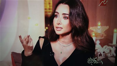 خايفة معملش عيلة وأحمد عز أحلى من البنات.. أبرز تصريحات هنا الزاهد مع عمرو أديب