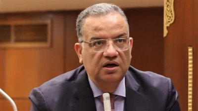 كوادر تنفيذية وعلمية متميزة تدعم نواب الحزب