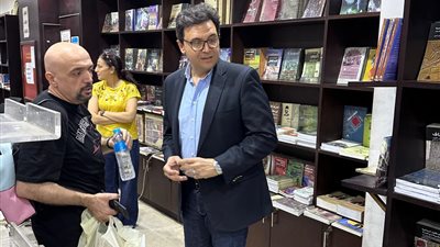 هنو يوجّه بإطلاق صالون ثقافي دوري وحفلات توقيع في مكتبة “شريف”