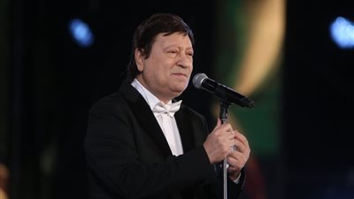 الفنان محمد الحلو.. صوت الزمن الجميل يضيء ليالى الأوبرا