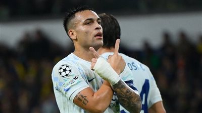 ليلة حافلة بالأهداف في دوري أبطال أوروبا: إنتر ميلان وبوروسيا دورتموند ينتصران برباعية على يونيون سانت جيلواز وكوبنهاجن ونيوكاسل يونايتد يفوز على بنفيكا بثلاثية