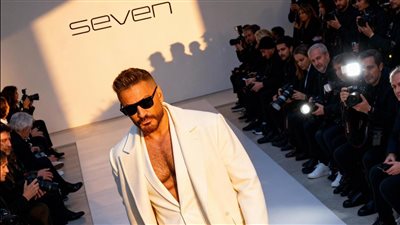 شرف عظيم.. تامر حسني يعلق على تكريمه في عرض الأزياء العالمي Fashion Factor
