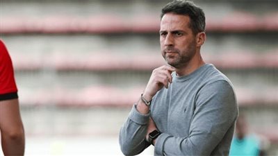 فيريرا يقود تدريبات خططية للاعبي الزمالك قبل مواجهة ديكيداها الصومالي