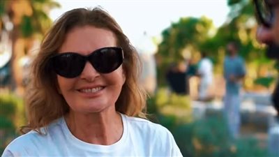 شكرا على إيمانكم بيا.. يسرا تشكر المشاركين في تخصيص متحف لها بالجونة