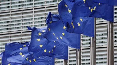 متابعة استثمارات بقيمة 49 مليار يورو لدعم الاقتصاد المصري