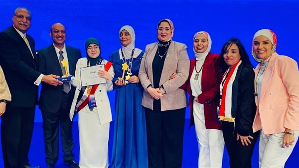 محافظ القليوبية يهنئ “بسملة” و”تغريد” لتفوقهما بـ”تحدي القراءة العربي”