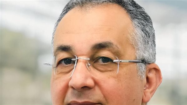 عصام الطوخي أول مصري وعربي ينضم إلى مجلس إدارة مؤسسة طب العيون العالمية