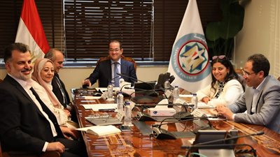 معدل النمو الاقتصادي يتجاوز التوقعات ويسجل 4.4% بأداء قوى للتصنيع والسياحة والاتصالات