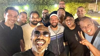 بعد احتفالية وطن السلام.. محمد سلام يحتفل مع حمزة العيلي وأصدقائهما بعودته