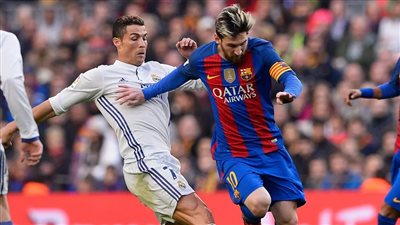 قبل قمة الليلة.. ميسي يتصدر قائمة هدافي الكلاسيكو ورونالدو أبرز مطارديه