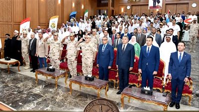 القوات المسلحة تدفع عدداً من اللجان التجنيدية إلى محافظة جنوب سيناء لإنهاء المواقف التجنيدية لذوى الهمم وكبار السن