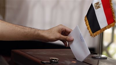 القانون يحظر استغلال الوظيفة العامة وتلقي التبرعات غير المشروعة في الدعاية الانتخابية