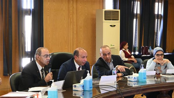 المخزون الاستراتيجي للمستشفيات كافٍ ووفير