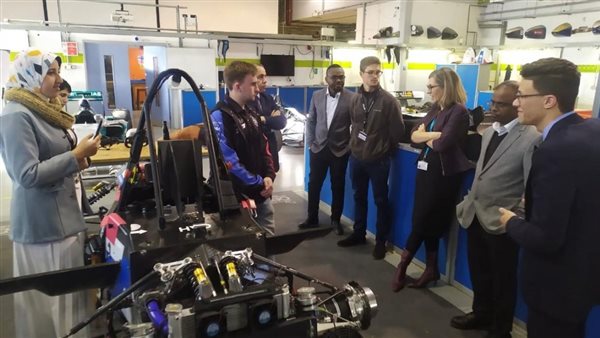 وزير التعليم العالي يهنئ جامعة حلوان لفوزها بجائزة الشراكات الدولية 2025