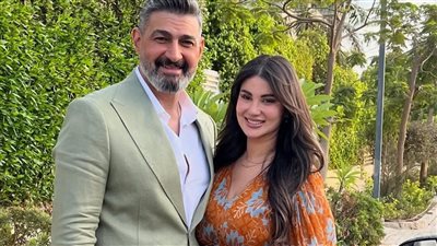 تفاصيل مسلسل كلهم بيحبوا مودي