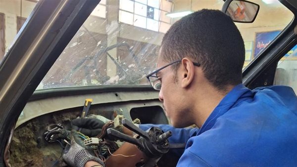 سؤال برلماني للحكومة بشأن ربط التعليم الفني والتكنولوجي باحتياجات سوق العمل