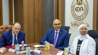 هيئة الدواء تبحث آليات تنفيذ مشروع «الروشتة الرقمية» ضمن خطة التحول نحو منظومة دوائية ذكية