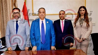 حل كثافة الطلاب ودمج التكنولوجيا بالتعليم على رأس أولويتنا