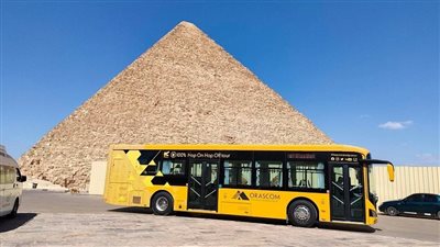توفير أتوبيسات كهربائية صديقة للبيئة لنقل الزوار.. تطوير شامل لمنطقة الأهرامات