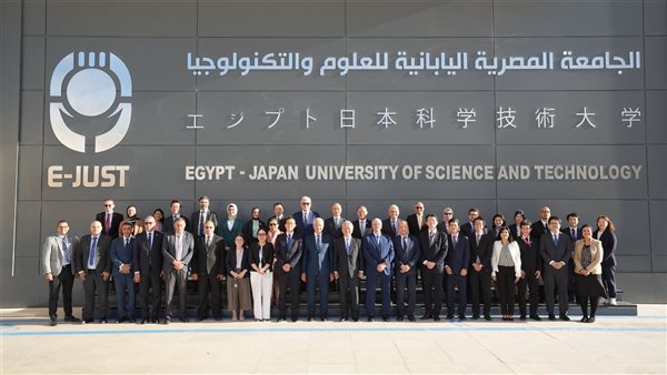 رئيس هيئة الجايكا اليابانية يلقي محاضرة حول “التقارب العلمي بين الشعوب” بالجامعة المصرية اليابانية