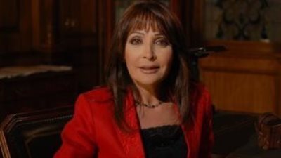 ادعوله بالشفاء.. تيسير فهمي تعلن تعرض زوجها لوعكة صحية مفاجئة