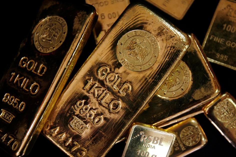 رقم قياسي جديد لأونصة الذهب عند 4000 دولار منتصف الأسبوع