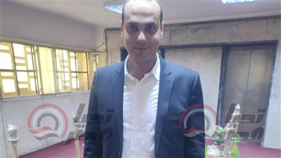 أنس أبو هلول يتقدم بأوراق ترشحه لانتخابات مجلس النواب عن دائرة أطفيح