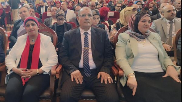 وزارة التربية والتعليم تُكرم 100 معلم مبدع في يومهم العالمي