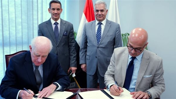 اتفاقية تعاون بين جامعة عين شمس ومؤسسة انشنت إيجيبت للأبحاث
