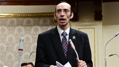 عبدالعزيز يطالب سرعة إقرار مشروع قانون الإجراءات الجنائية لما يحققه من ضمانات ومكتسبات