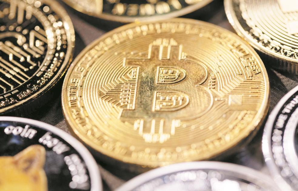 البيتكوين ترتد فوق 110 آلاف دولار.. والإيثر تستعيد الـ4000 دولار