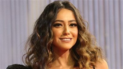 التعليقات على السوشيال ميديا بتوجع.. ونفسي اشتغل مع يحيى الفخراني