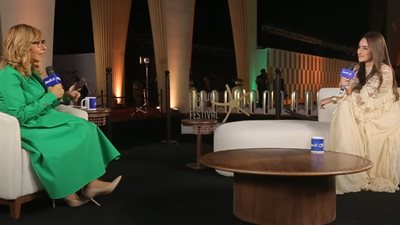 شاركت في اسكندرية نيويورك ككومبارس ووسط بنات جيلي اتاخرت في الجواز.. تصريحات أمينة خليل في برنامج الصورة