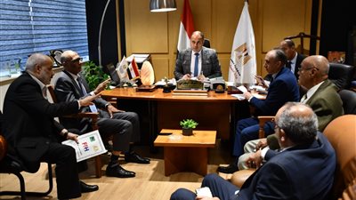 تفاصيل الاجتماع التنسيقي بين وزارة الشباب والرياضة واتحاد الهوكي