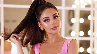 عارفة إن ربنا مديني جمال.. وسعيدة باختياري ضمن أجمل 100 وجه بالعالم