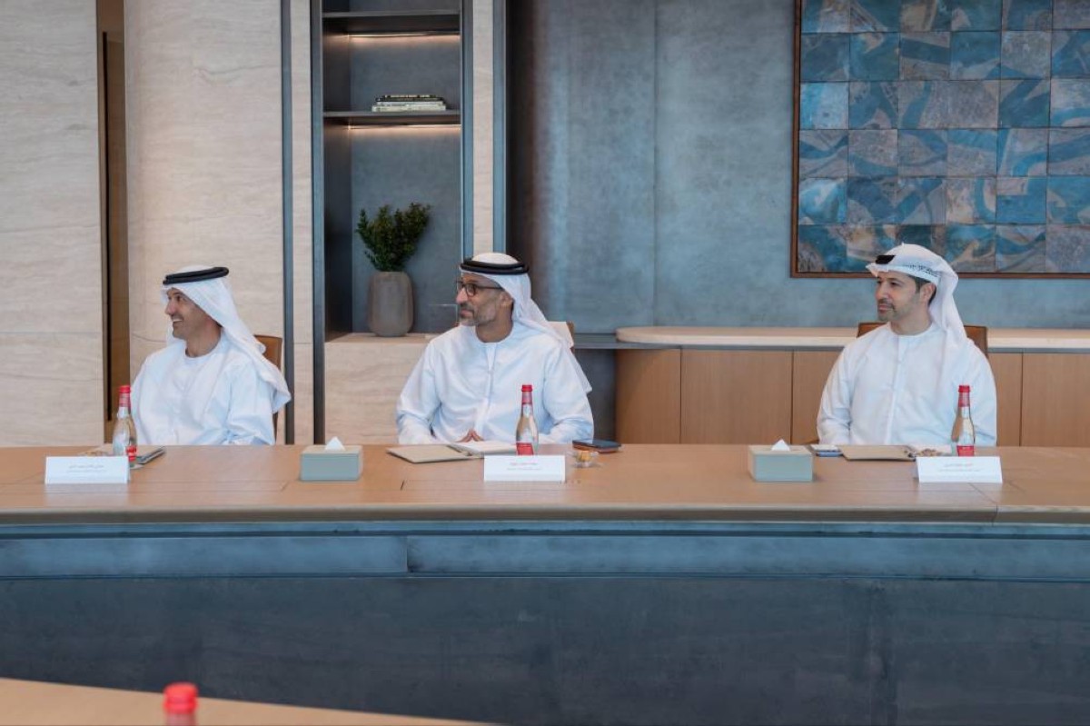 حمدان بن محمد يعتمد إطلاق “منصّة تعزيز بنية الذكاء الاصطناعي” ويطلق “برنامج يونيكورن 30”