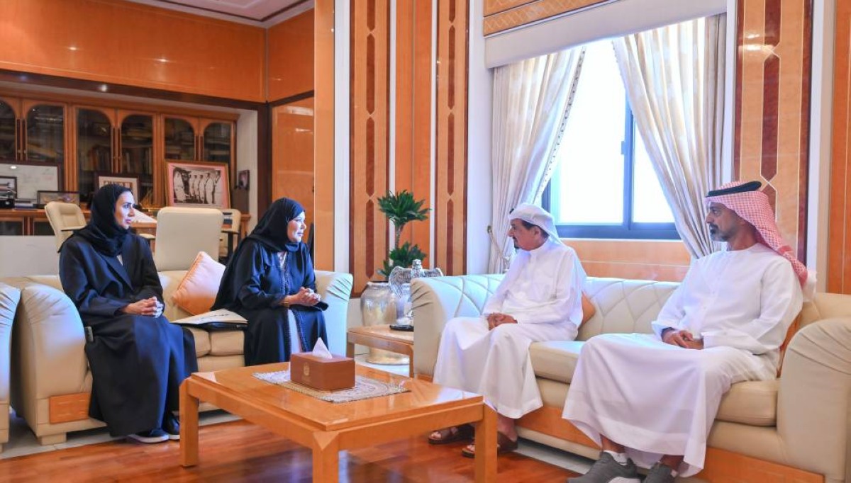 سعادة ورفاه الأسرة الإماراتية أولوية وطنية