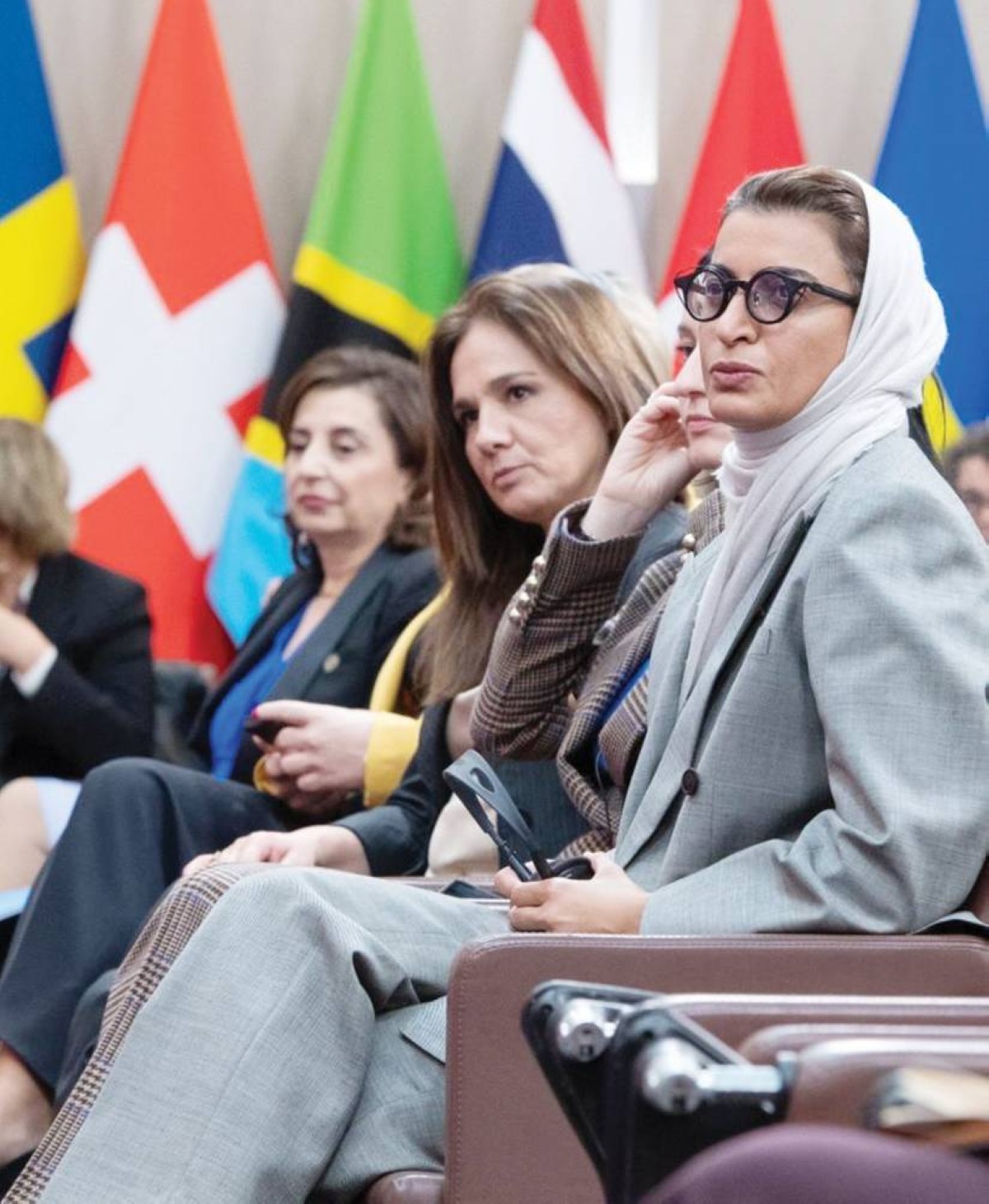 نورة الكعبي تشارك في المؤتمر الوزاري الرابع للسياسات الخارجية النسوية